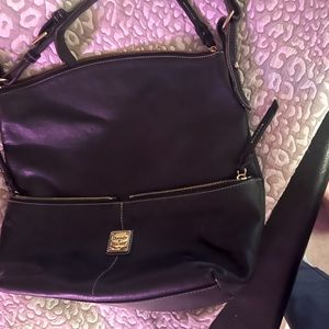 Dooney and burke shoulder bag ( black)